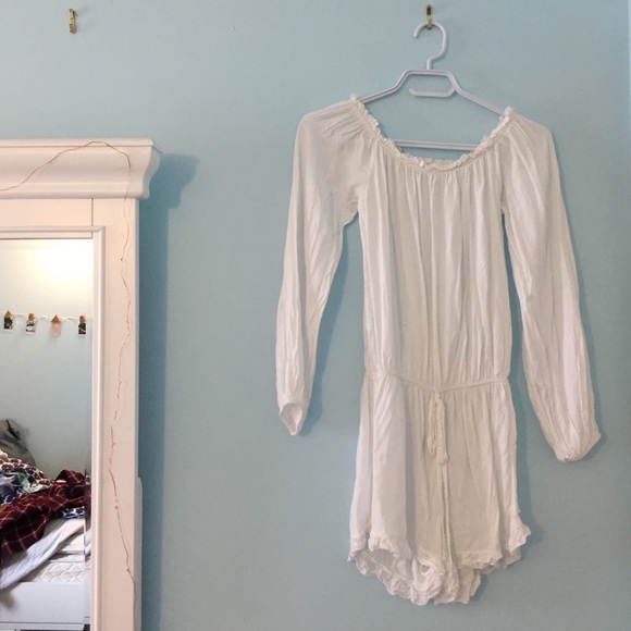 Brandy Melville Dresses & Skirts - Brandy Melville Gabrielle Romper